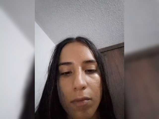 Dannali22 live cam preview