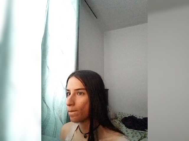 Dannali22 live webcam show