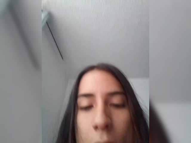 Dannali22 live cam on BongaCams