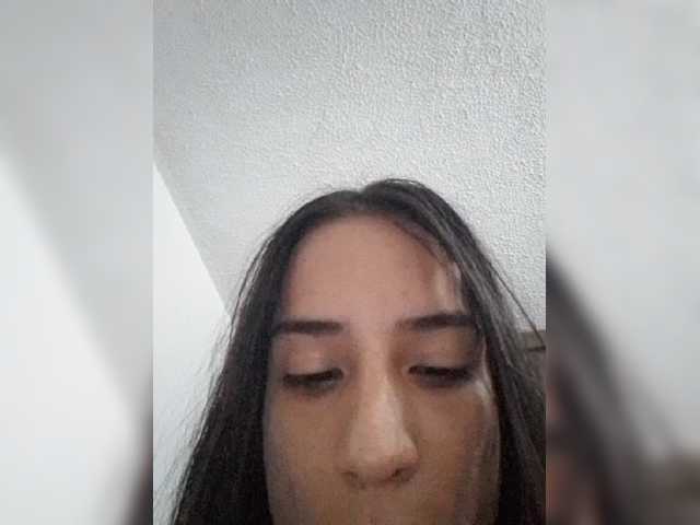 Dannali22 live cam on BongaCams