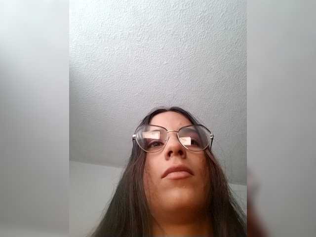 Dannali22 live cam on BongaCams