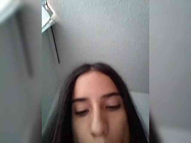 Dannali22 webcam