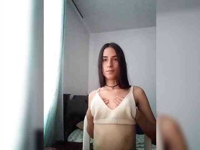 Dannali22 webcam