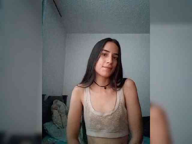 Dannali22 webcam