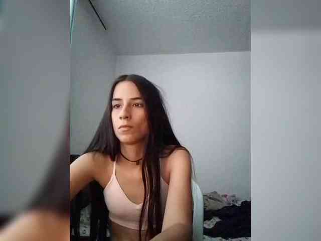 Dannali22 webcam