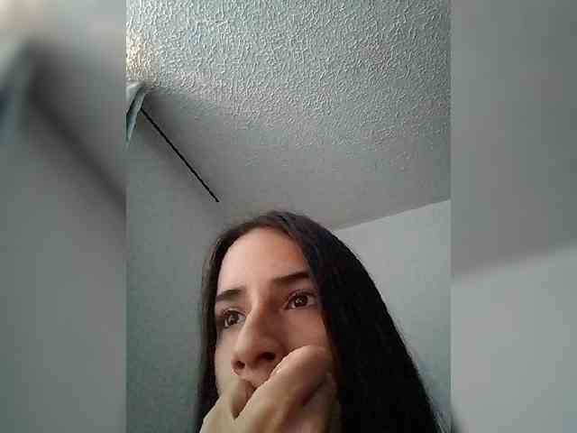 Dannali22 webcam