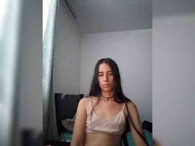 Dannali22 webcam