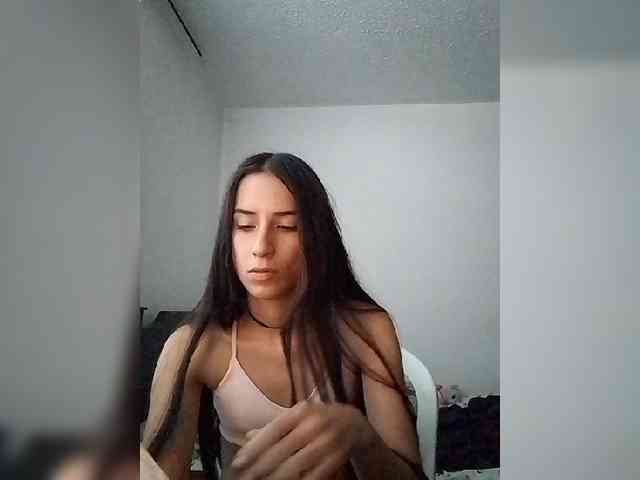 Dannali22 webcam