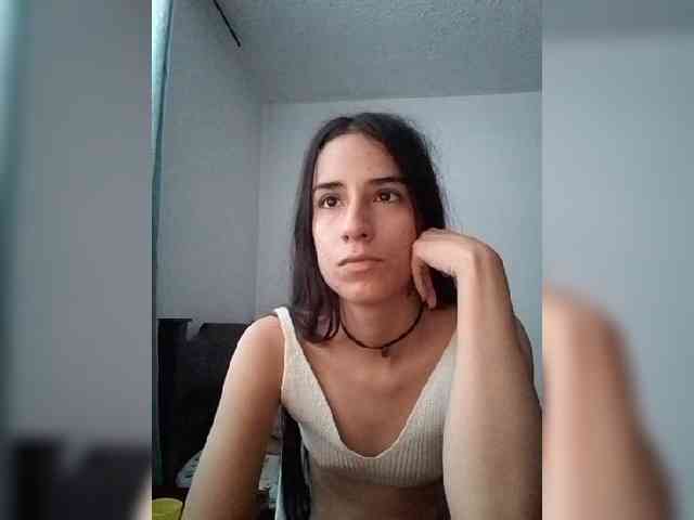Dannali22 webcam