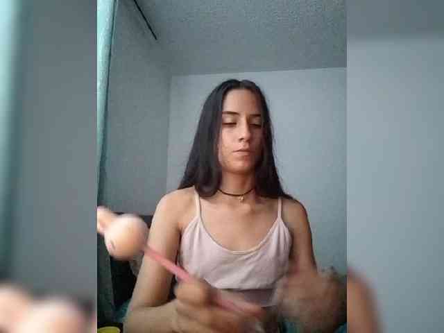 Dannali22 webcam