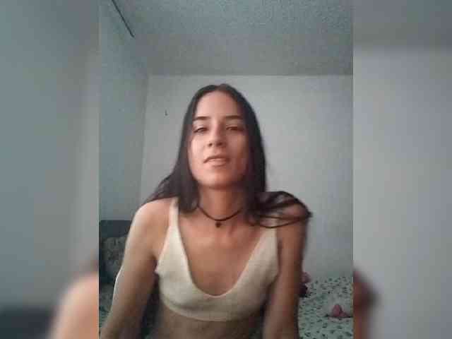 Dannali22 webcam