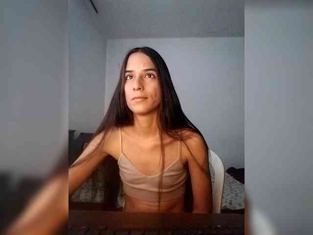 Dannali22 webcam