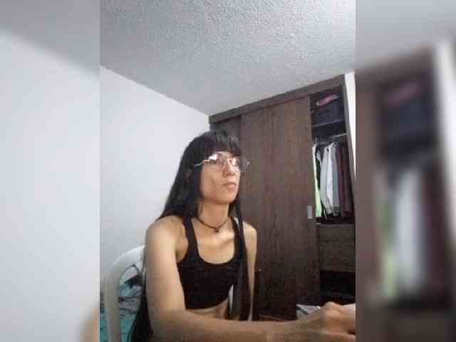 Dannali22 webcam