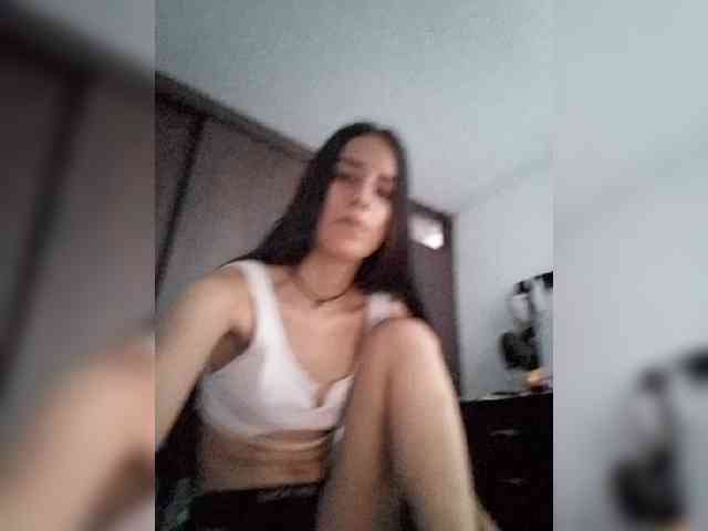 Dannali22 webcam