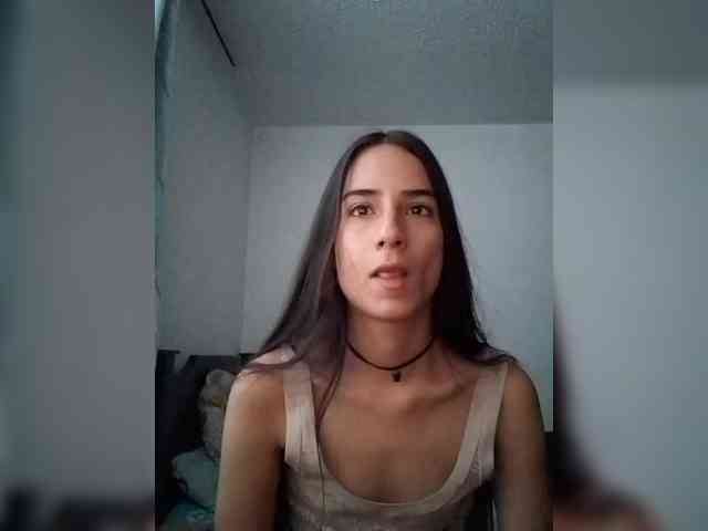 Dannali22 webcam