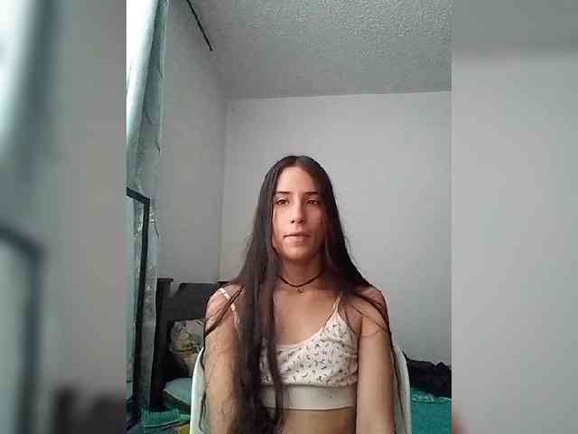 Dannali22 webcam