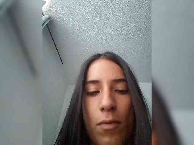 Dannali22 webcam