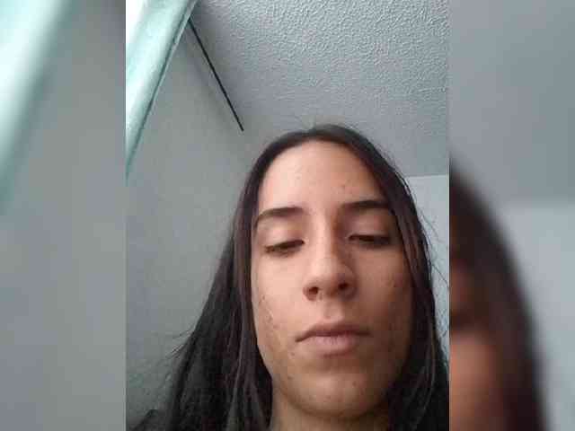 Dannali22 webcam