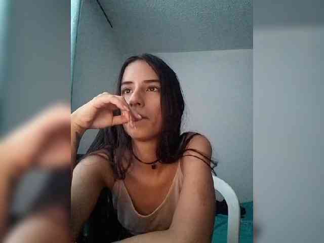 Dannali22 webcam