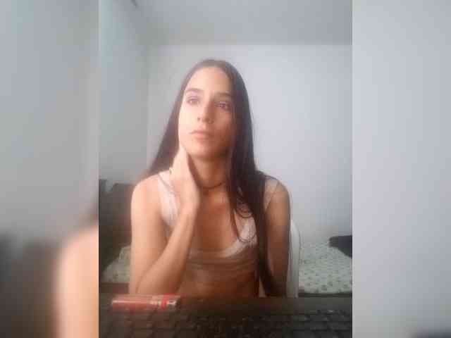 Dannali22 webcam