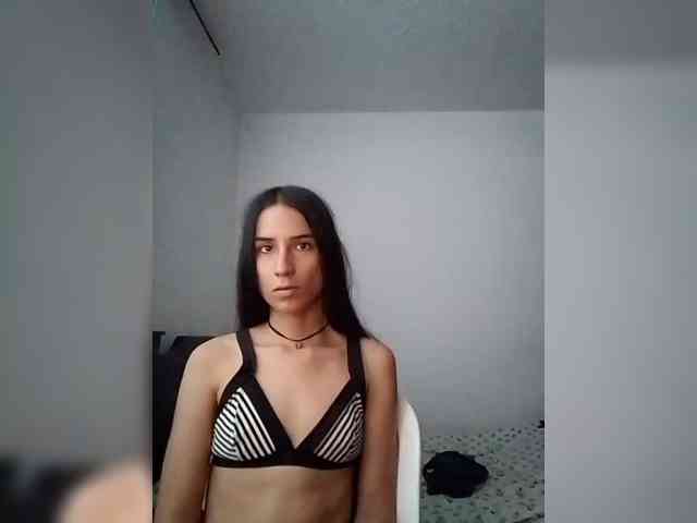 Dannali22 webcam