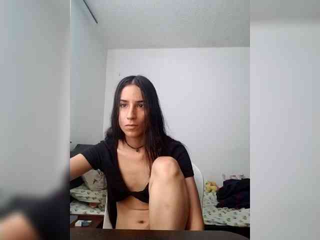 Dannali22 webcam