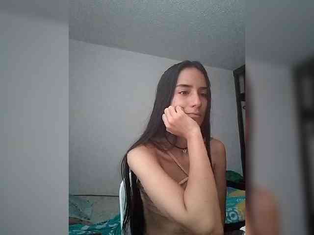 Dannali22 webcam