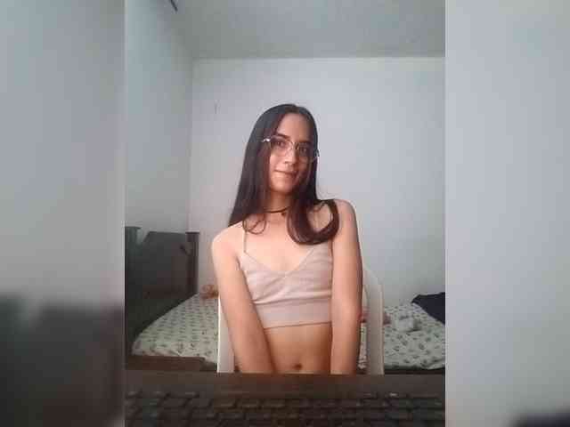 Dannali22 webcam