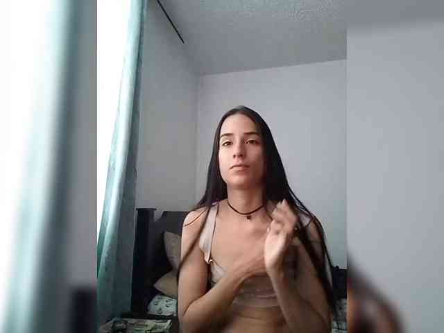 Dannali22 webcam