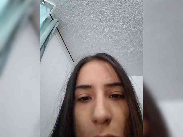 Dannali22 webcam