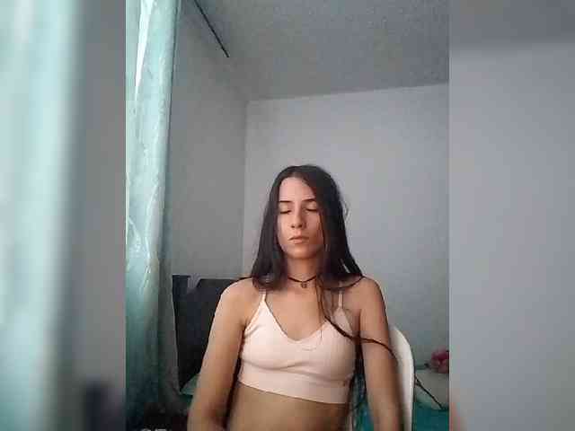 Dannali22 webcam
