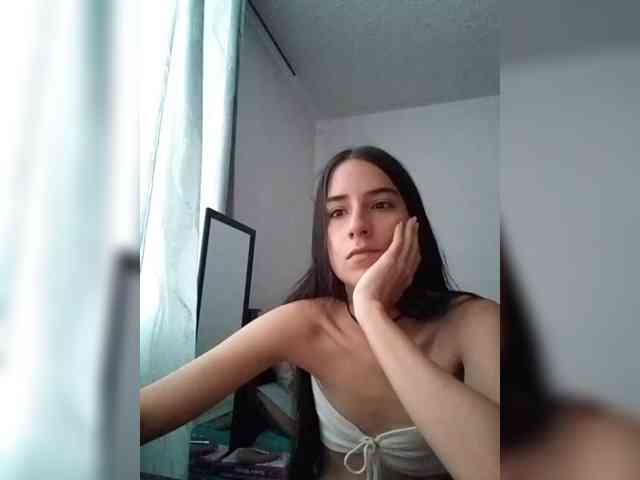 Dannali22 webcam