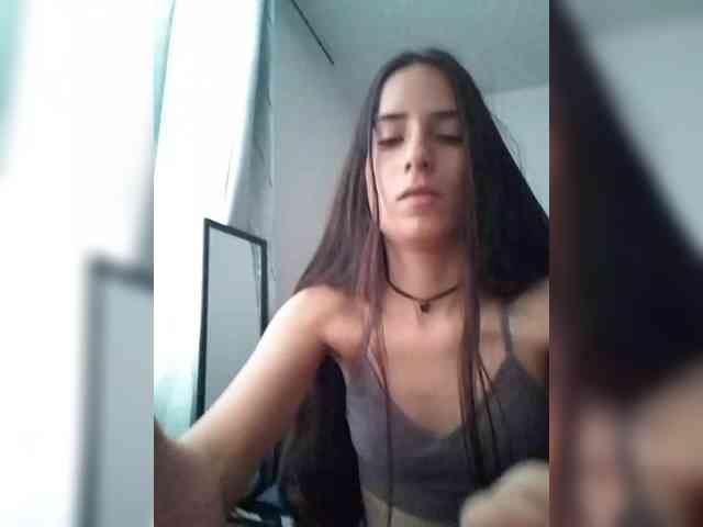 Dannali22 webcam