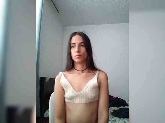 Dannali22 webcam