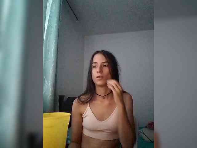 Dannali22 webcam