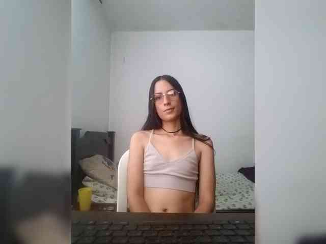 Dannali22 webcam