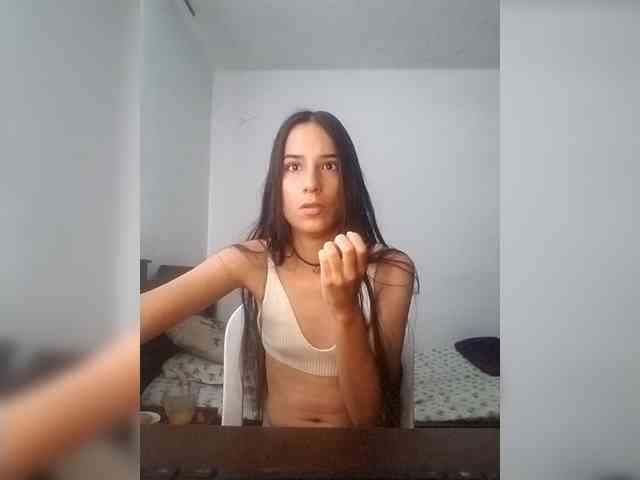 Dannali22 webcam