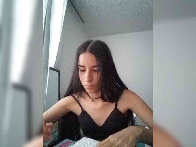 Dannali22 webcam