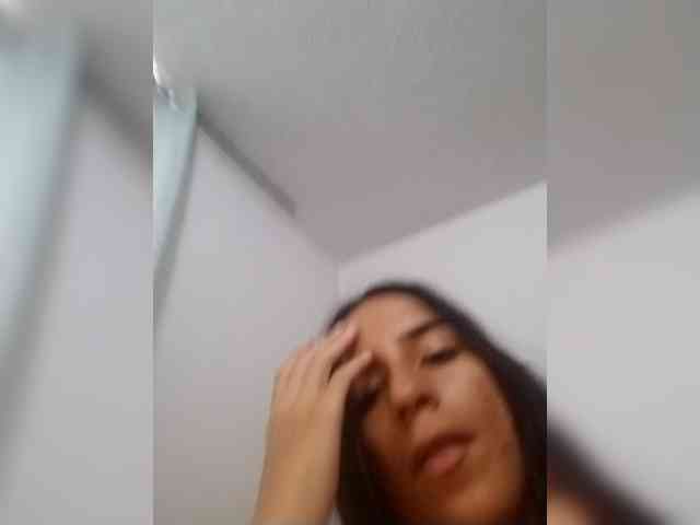 Dannali22 webcam