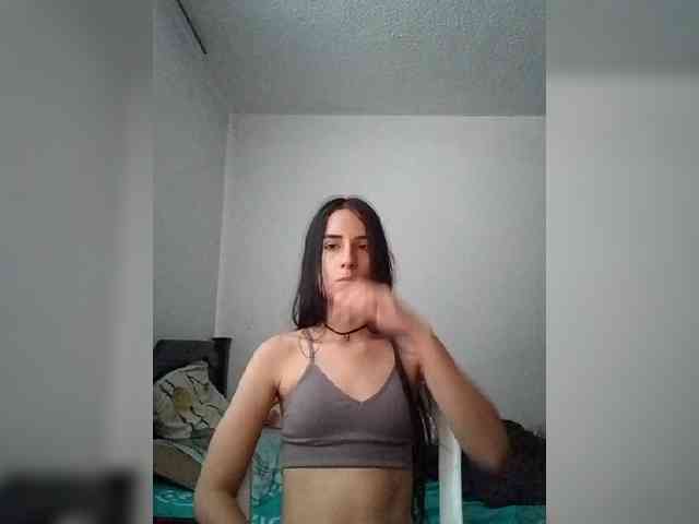 Dannali22 webcam