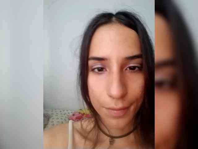 Dannali22 webcam