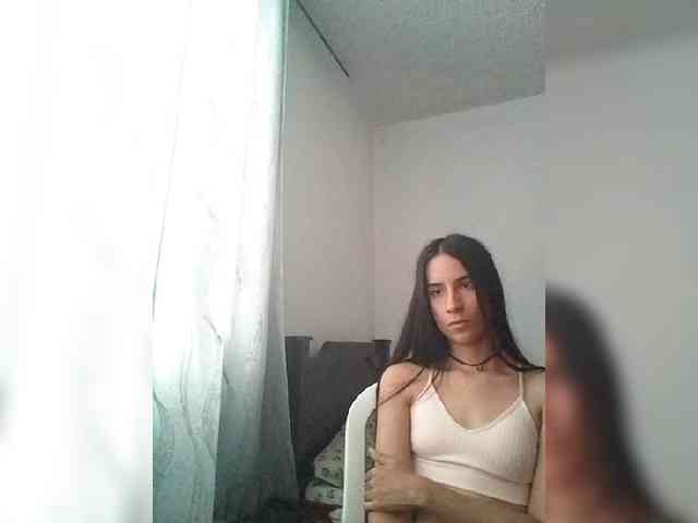 Dannali22 webcam