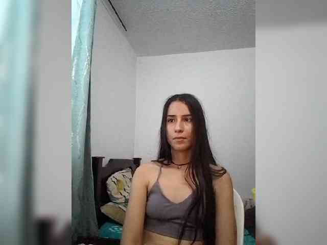 Dannali22 webcam
