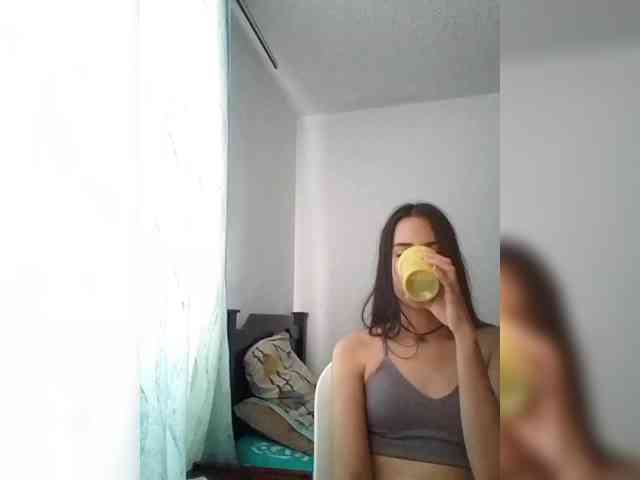 Dannali22 webcam