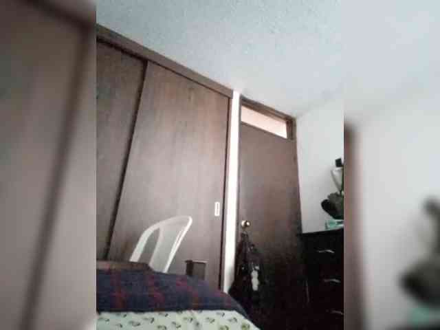 Dannali22 webcam