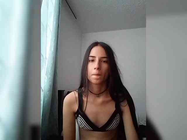 Dannali22 webcam