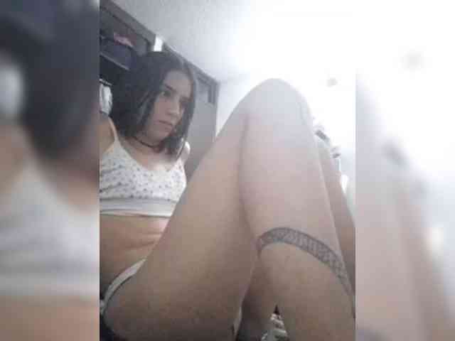 Dannali22 webcam