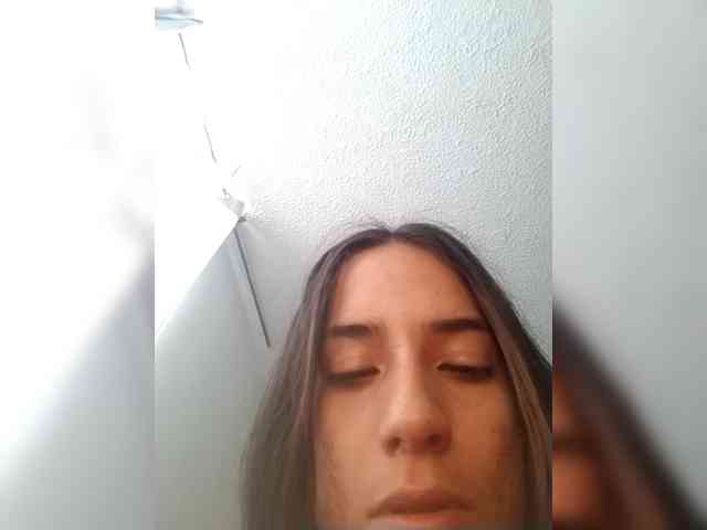 Dannali22 webcam