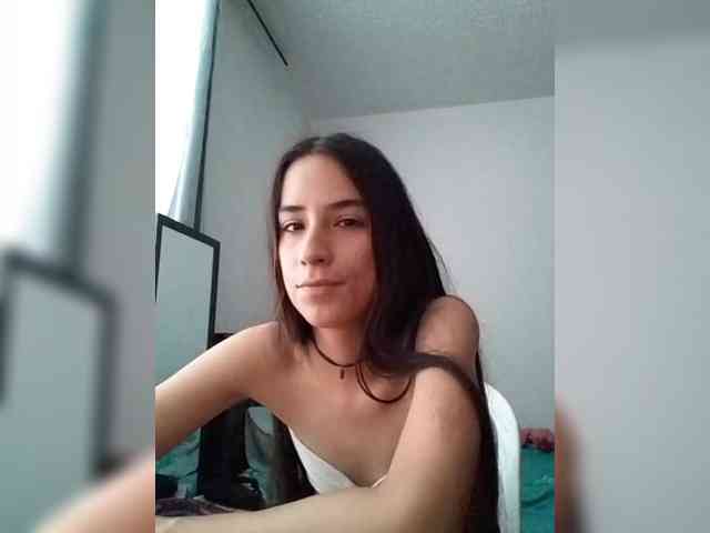 Dannali22 webcam