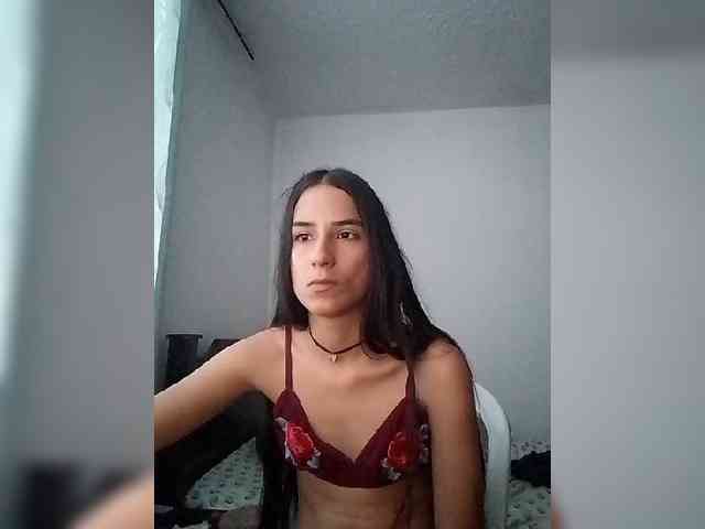 Dannali22 webcam